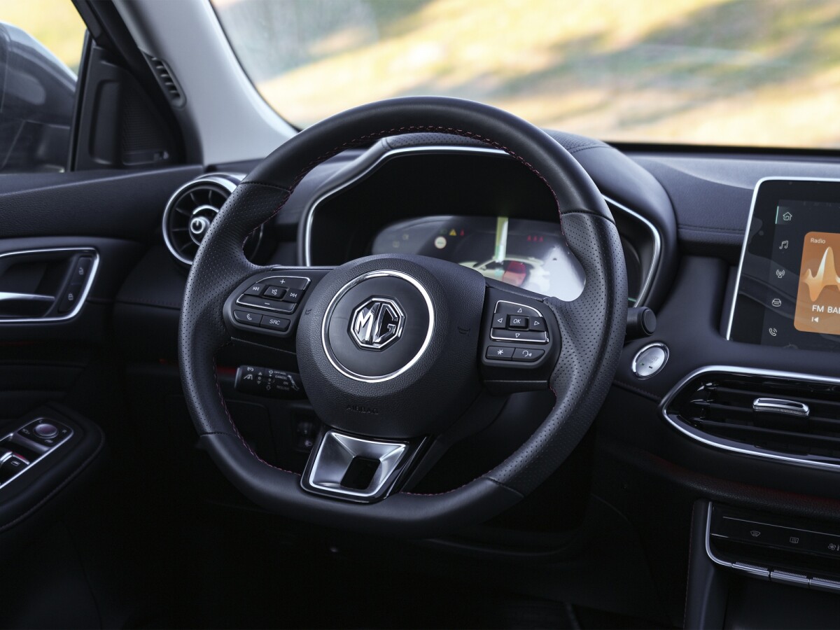 MG EHS Deluxe 1.5 AT 2026 0KM | Permuta / Financia MG EHS Deluxe 1.5 AT 2026 0KM | Permuta / Financia