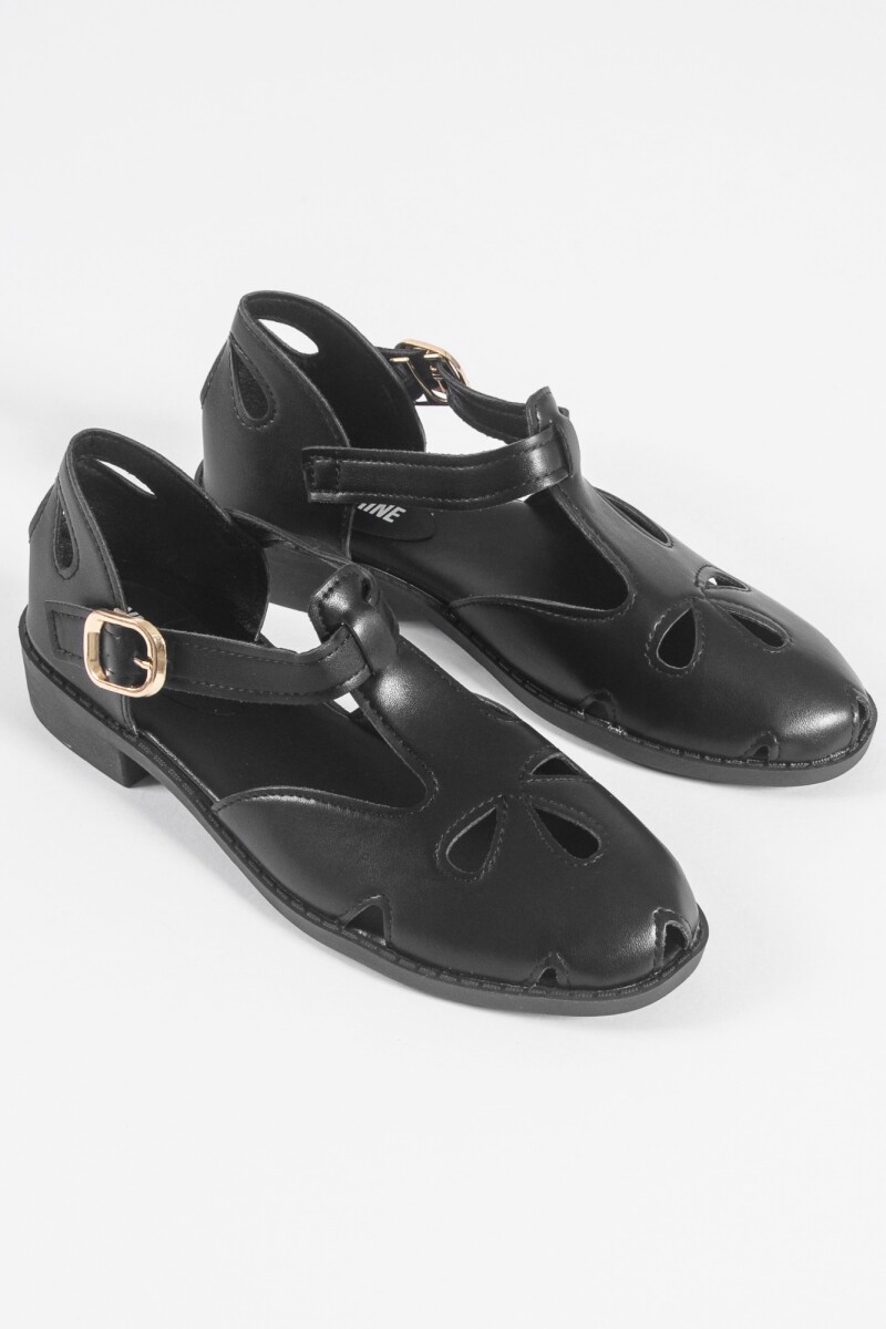 Mocasín calado negro