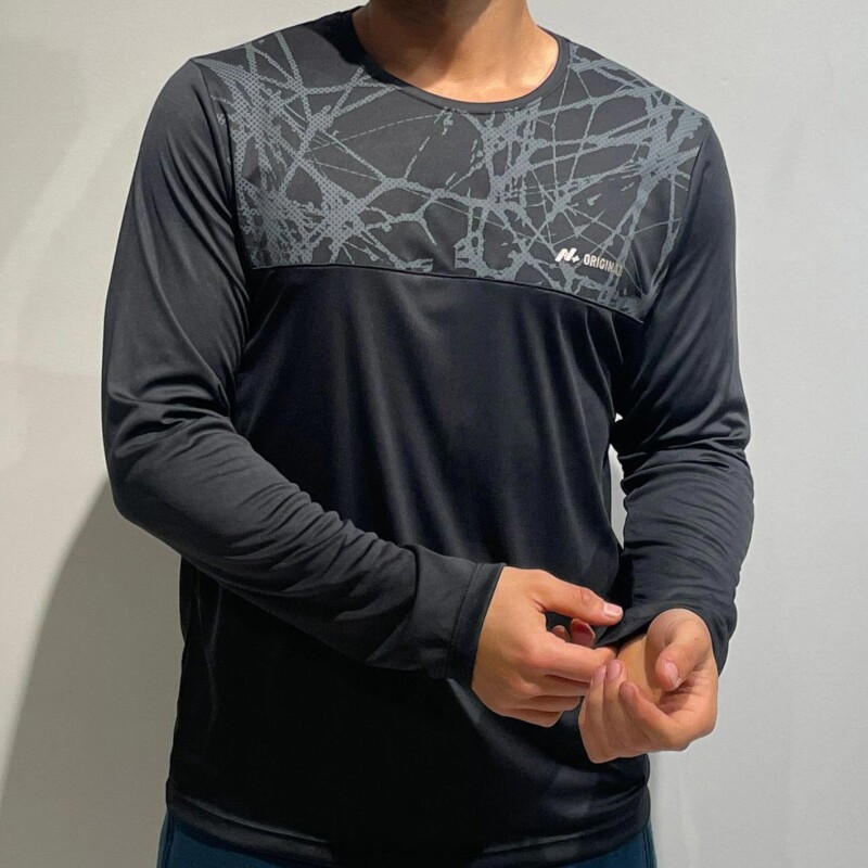 Remera de Hombre N+ M/Larga Evans Negro