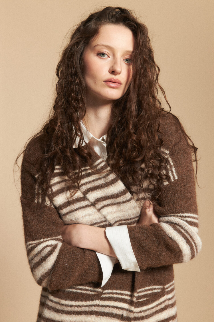 CARDIGAN FERONIA Marrón Corteza