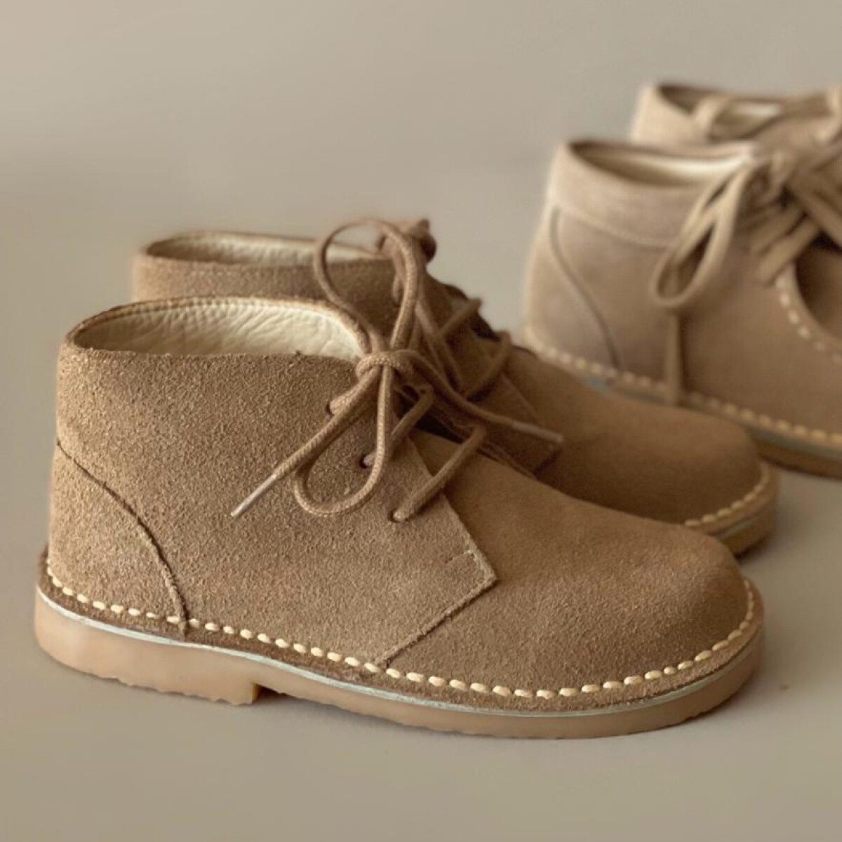 Botas De Cuero Clásica De Gamuza Unisex - Taupe 