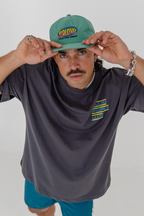 Remera Pulau People Gris