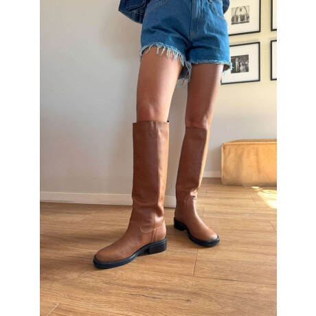 Bucanera Swift Camel