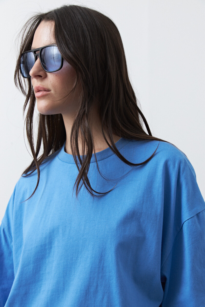 REMERA ERICA Azul Regata