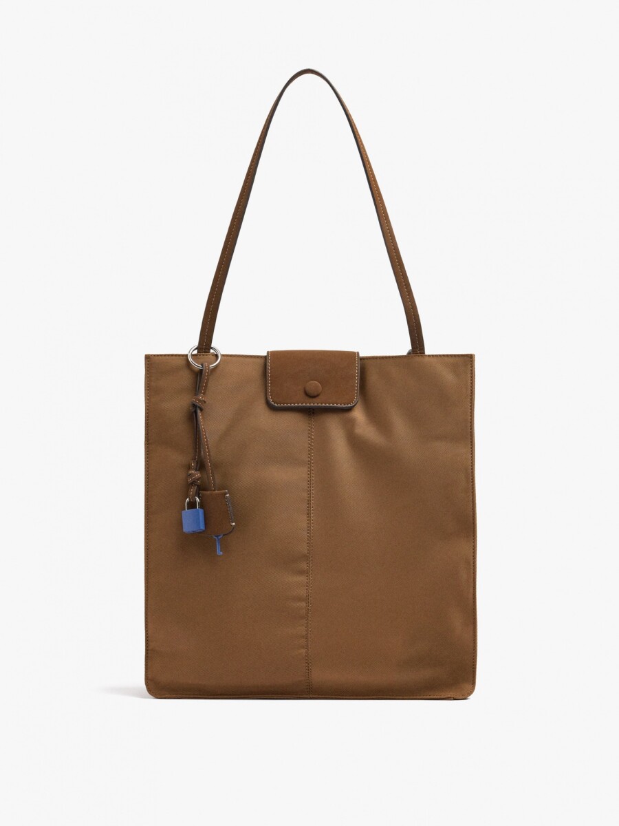 Bolso De Nylon Para Portátil 15" Con Colgante camel
