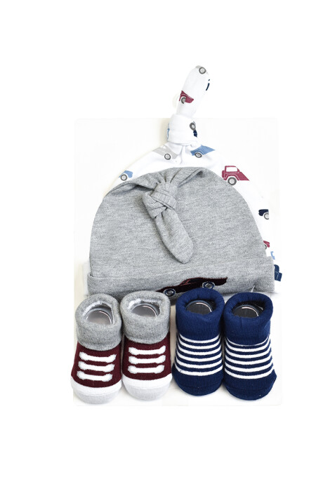 Set x2 Gorros y x2 Medias - Colores surtidos Set x2 Gorros y x2 Medias - Colores surtidos