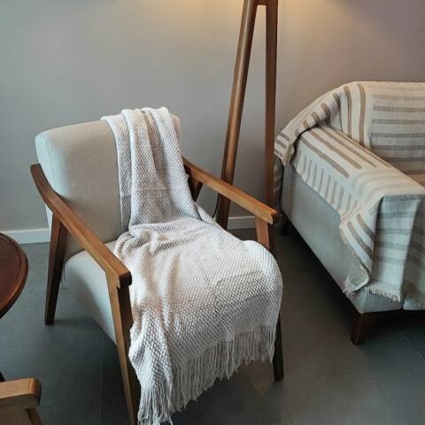 Manta sillon y cama tejida 127x172cm beige