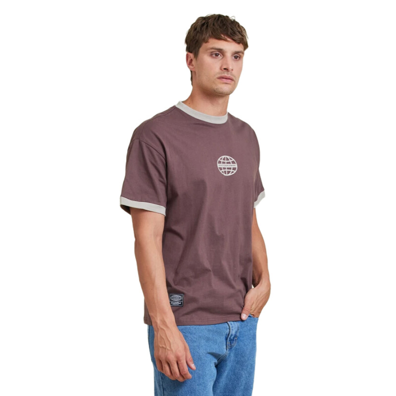 Remera Rusty Runel - Marrón Remera Rusty Runel - Marrón