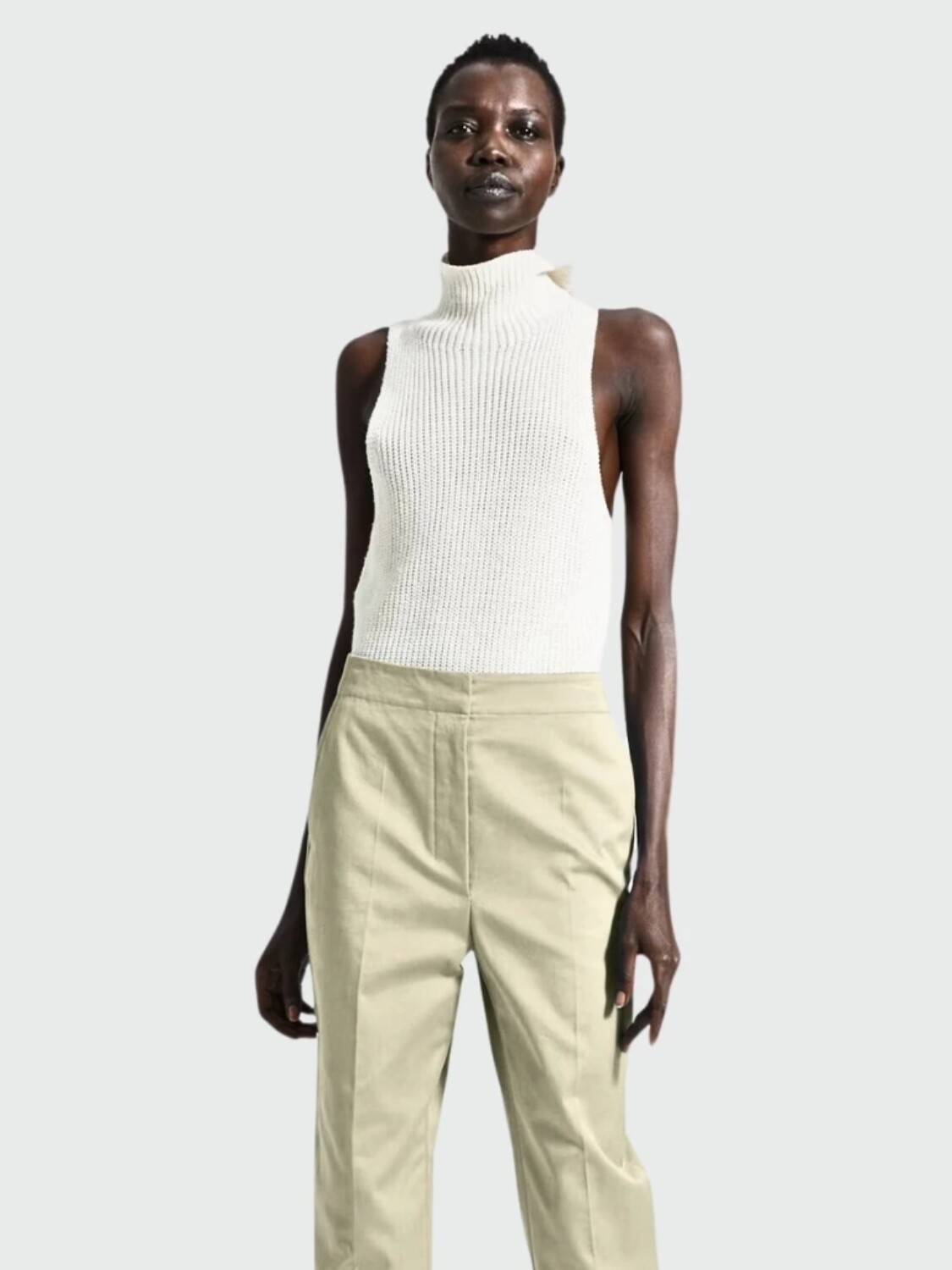 Pantalón clásico con bolsillos, Theory Marfil