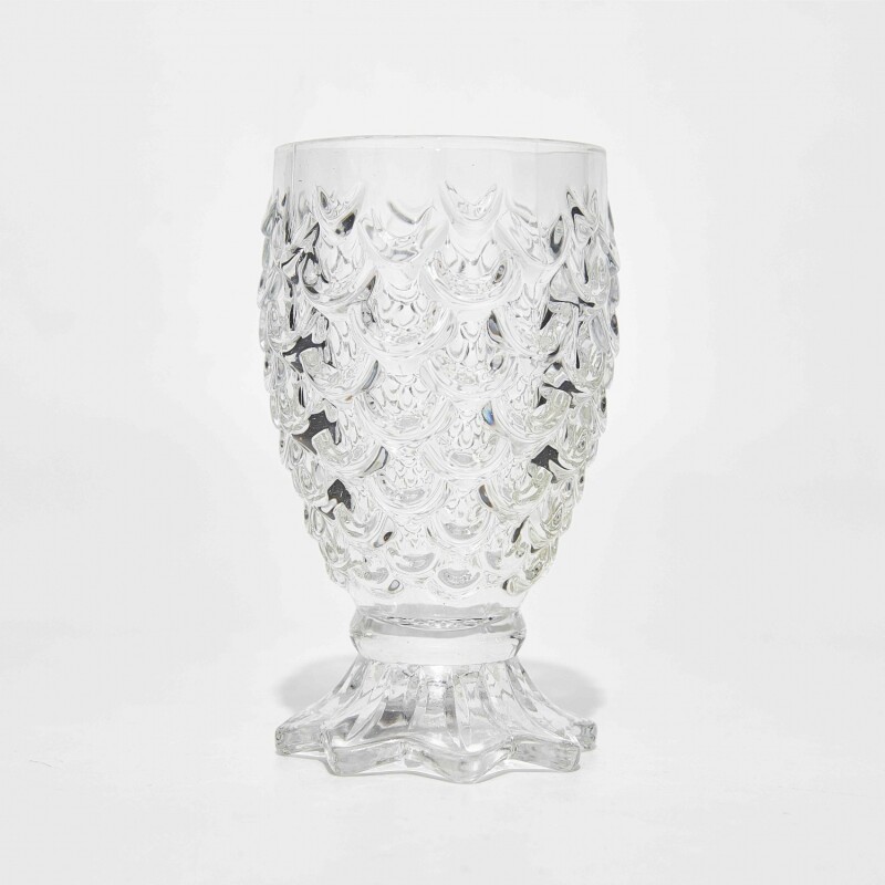VASO DE CRISTAL CON FORMA DE COLA DE PEZ – 250 ML VASO DE CRISTAL CON FORMA DE COLA DE PEZ – 250 ML