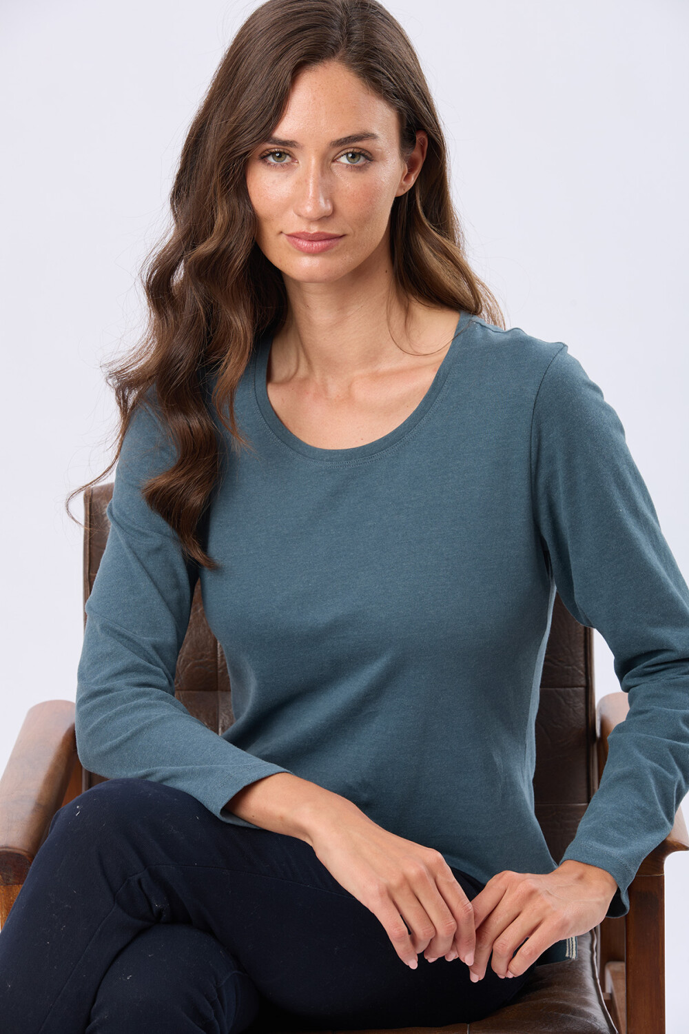 REMERA BÁSICA DE ALGODÓN Petroleo