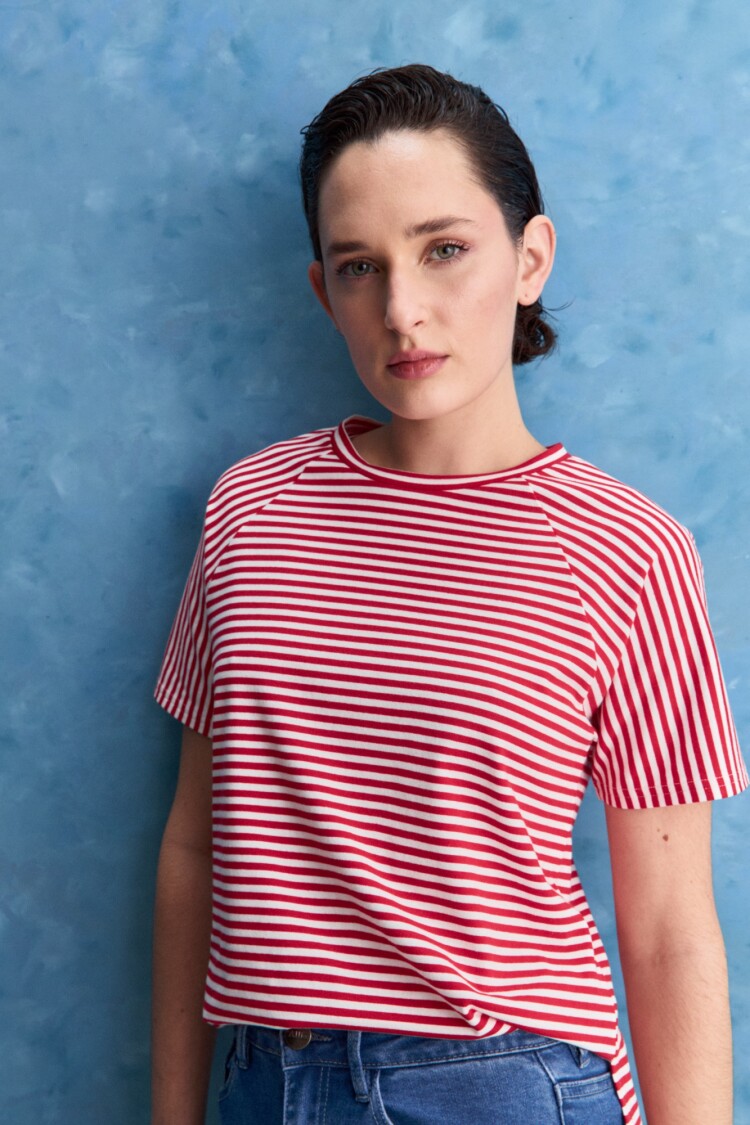 REMERA SCALA Blanco/Rojo