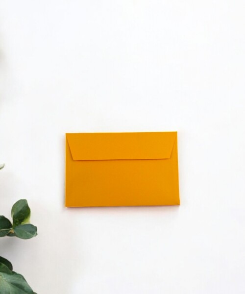 Sobre color 120 grs 6,5x10 cm. YEMA