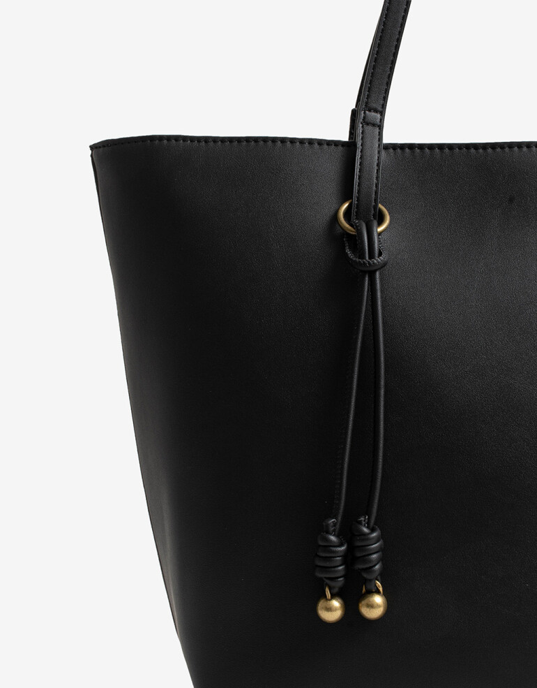 Shopper Shopper Doble Asa Con Charm - Negro