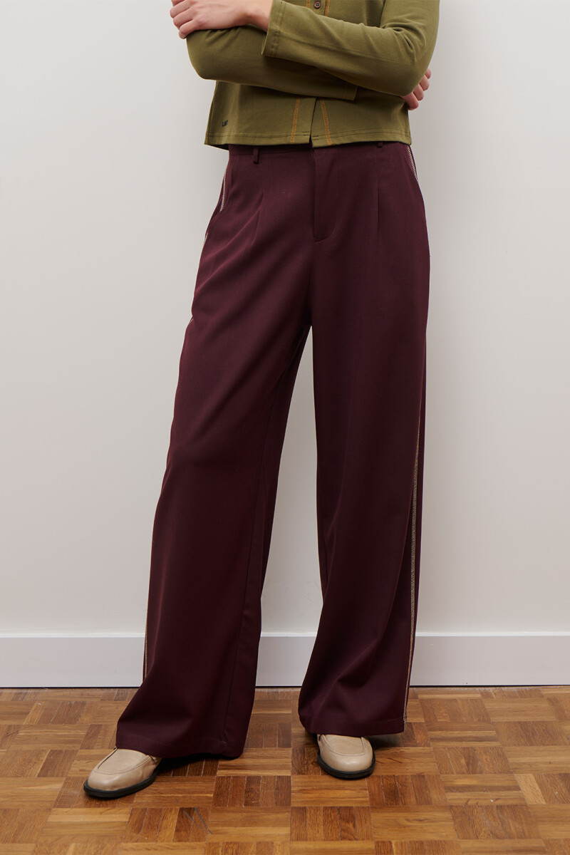 PANTALON JEAN TEXTIL BURDEOS