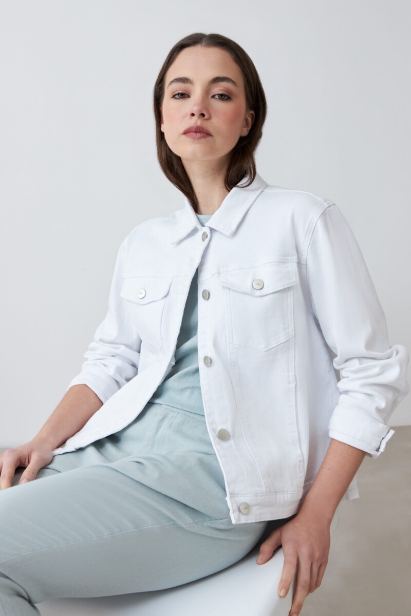 Campera clásica de jean blanco