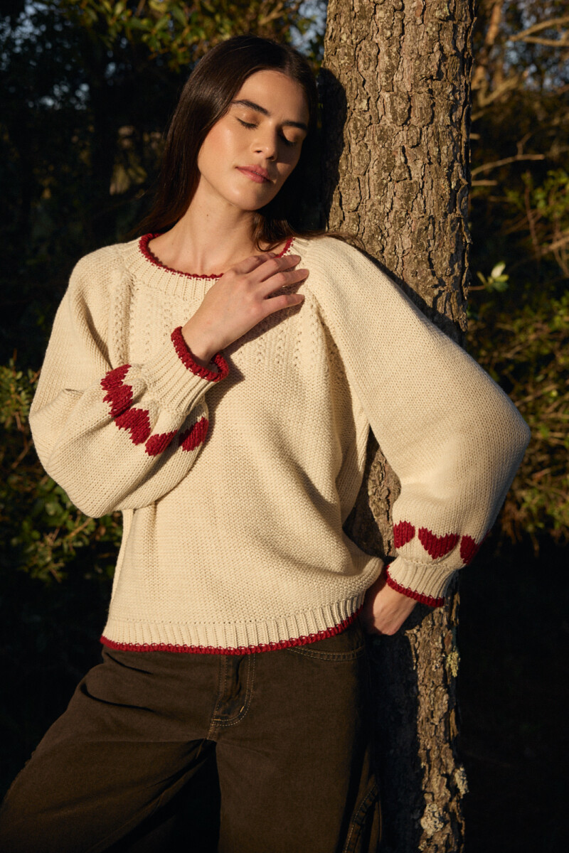 Sweater Hearts Crudo