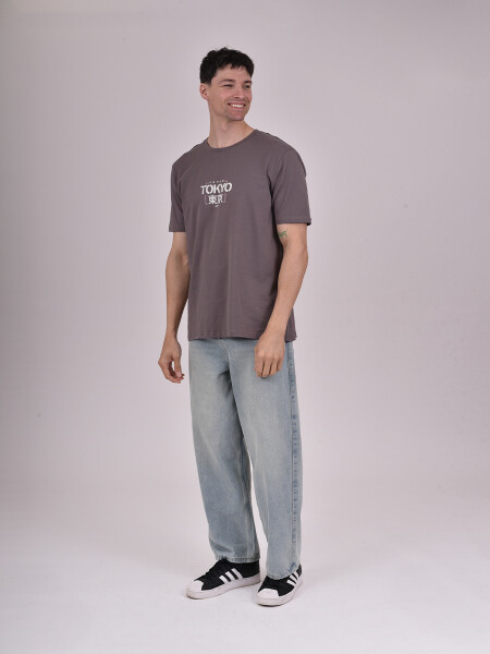 REMERA EDESSA GRIS OSCURO