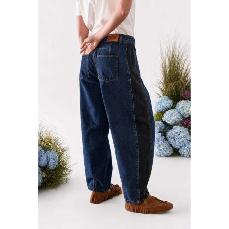 Jean Barrel Savia Azul Y Negro