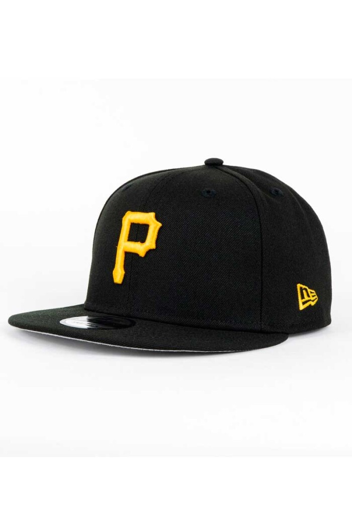 GORRO PLANO NEW ERA PIRATES Negro