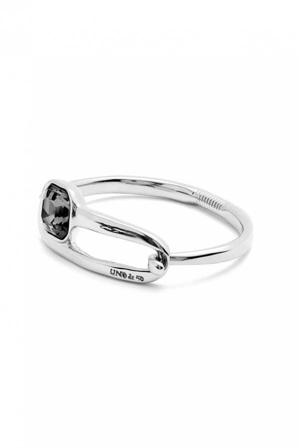 PULSERA RÍGIDA BAÑADA EN PLATA DE LEY CON CRISTAL FACETADO NEGRO Pulsera