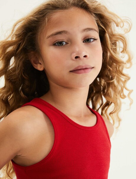 MUSCULOSA BÁSICA INFANTIL EN TELA CANALADA ROJO