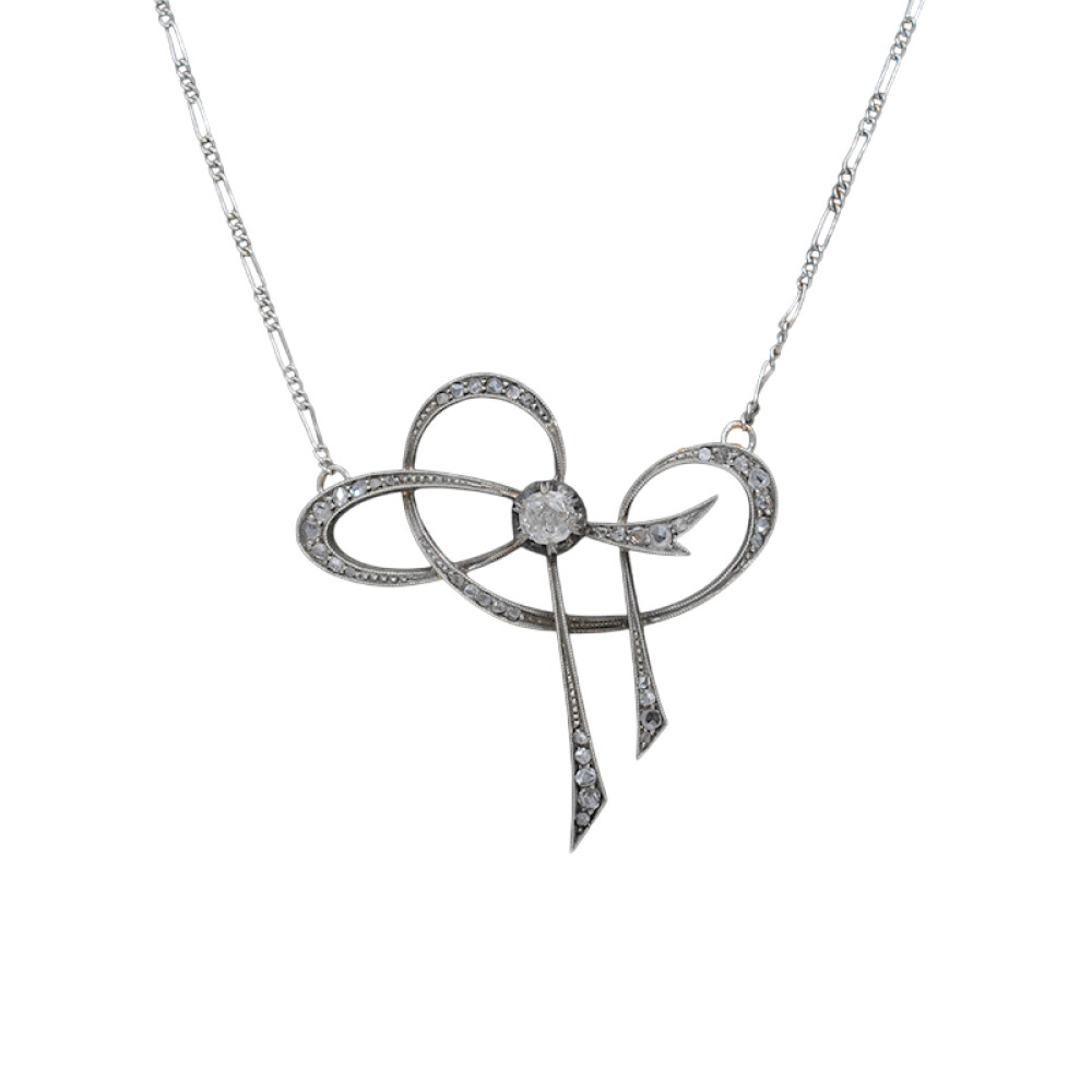 Pendantif De Oro 18 K Con Brillante Y Diamantes Pendantif De Oro 18 K Con Brillante Y Diamantes
