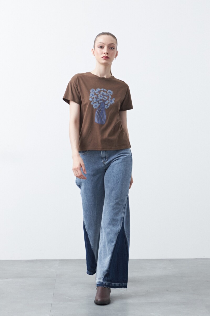 REMERA BONETERO Café