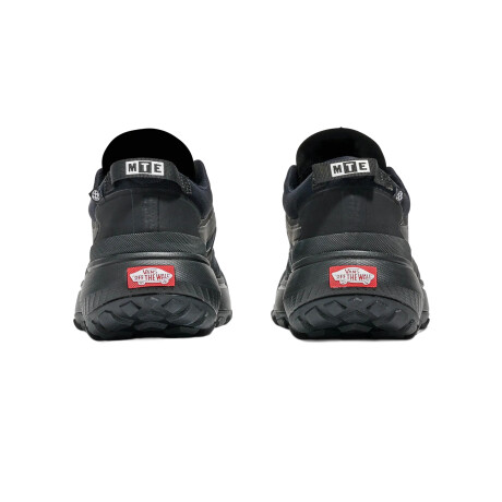 VANS MTE CROSSPATH Black