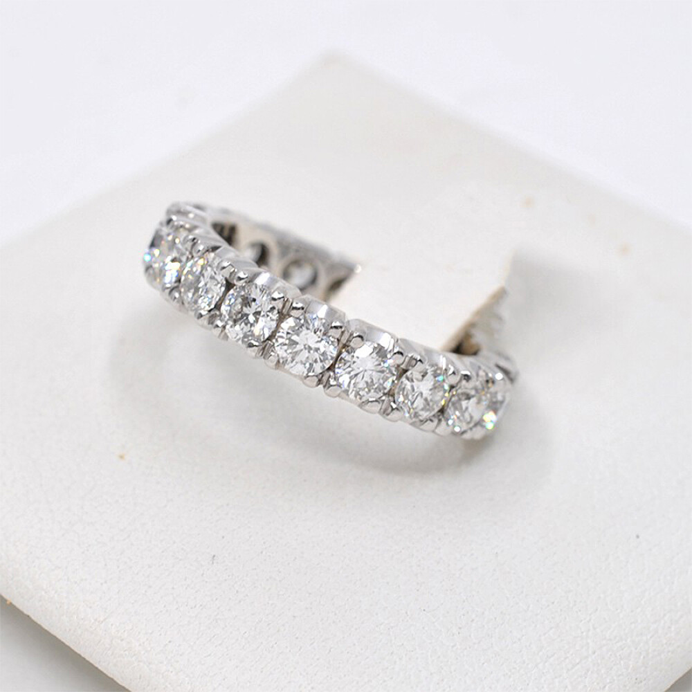 Anillo Sin Fin En Oro 18K Blanco Y Brillantes Anillo Sin Fin En Oro 18K Blanco Y Brillantes
