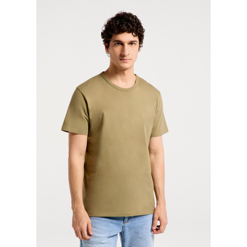 CAMISETA MM MASC OLIVA ESCURO