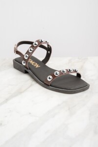 Sandalia Cuero Apliques Chocolate