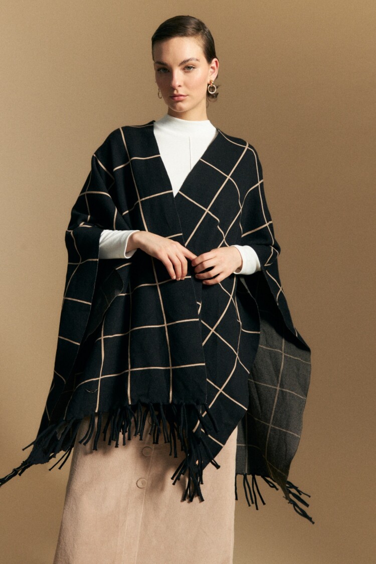 PONCHO ANTIGONA Negro