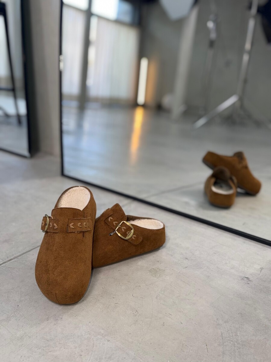 Suecos con corderito por dentro 