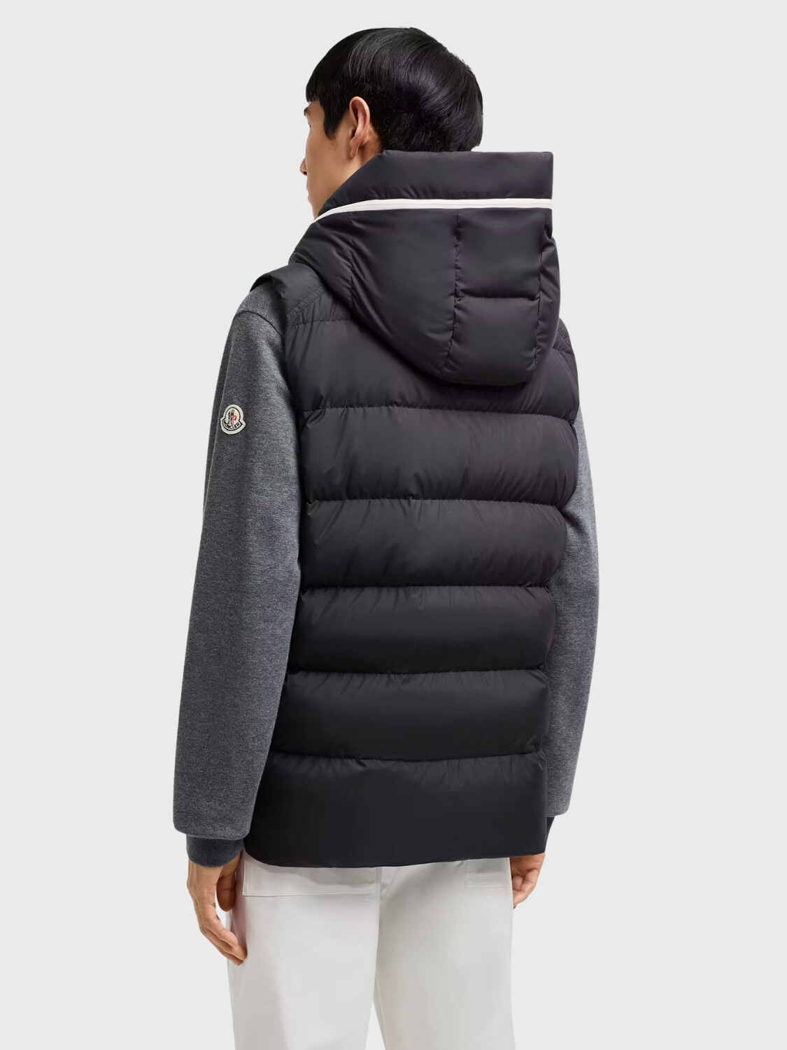 MONCLER - Chaleco Acolchado con Capucha Cardamine Negro