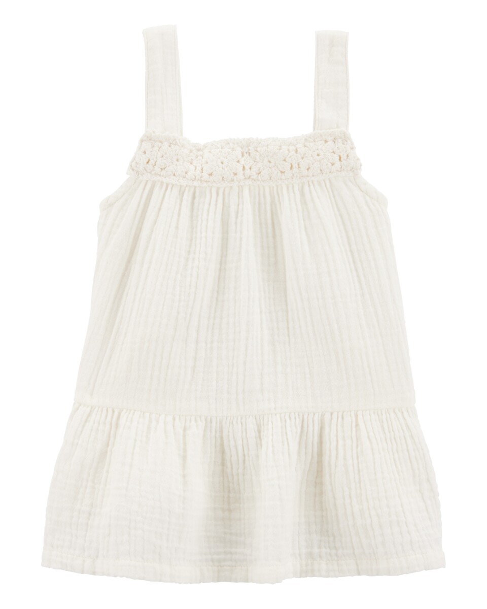 Musculosa de gasa, detalles a crochet 