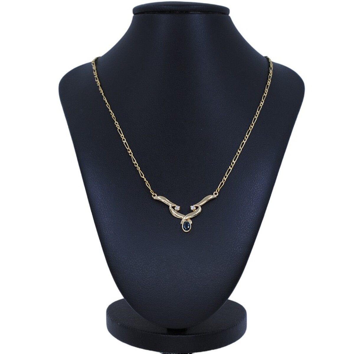 Cadena En Oro 18K Con Centro En Zafiro Y Brillantes 