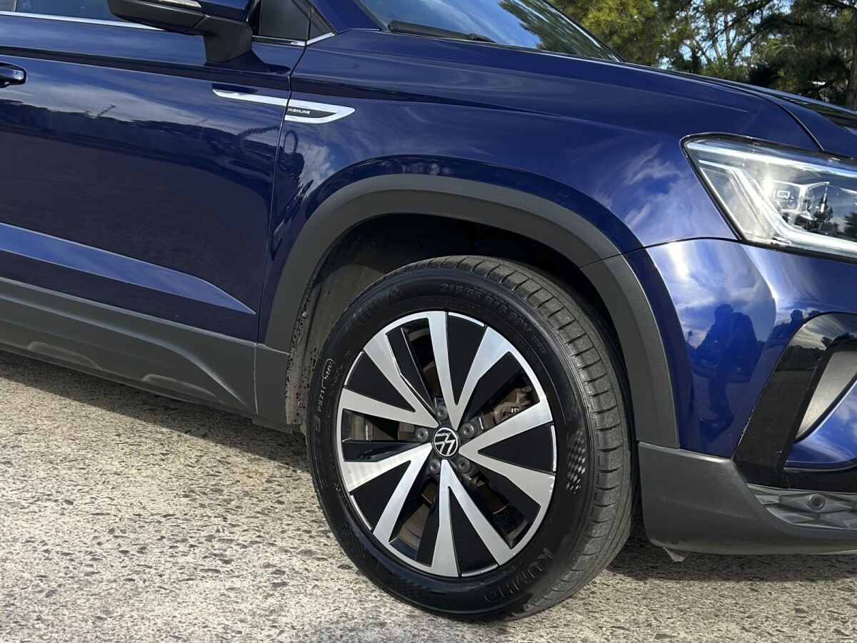 Volkswagen Taos Highline 1.4T| Permuta / Financia Volkswagen Taos Highline 1.4T| Permuta / Financia
