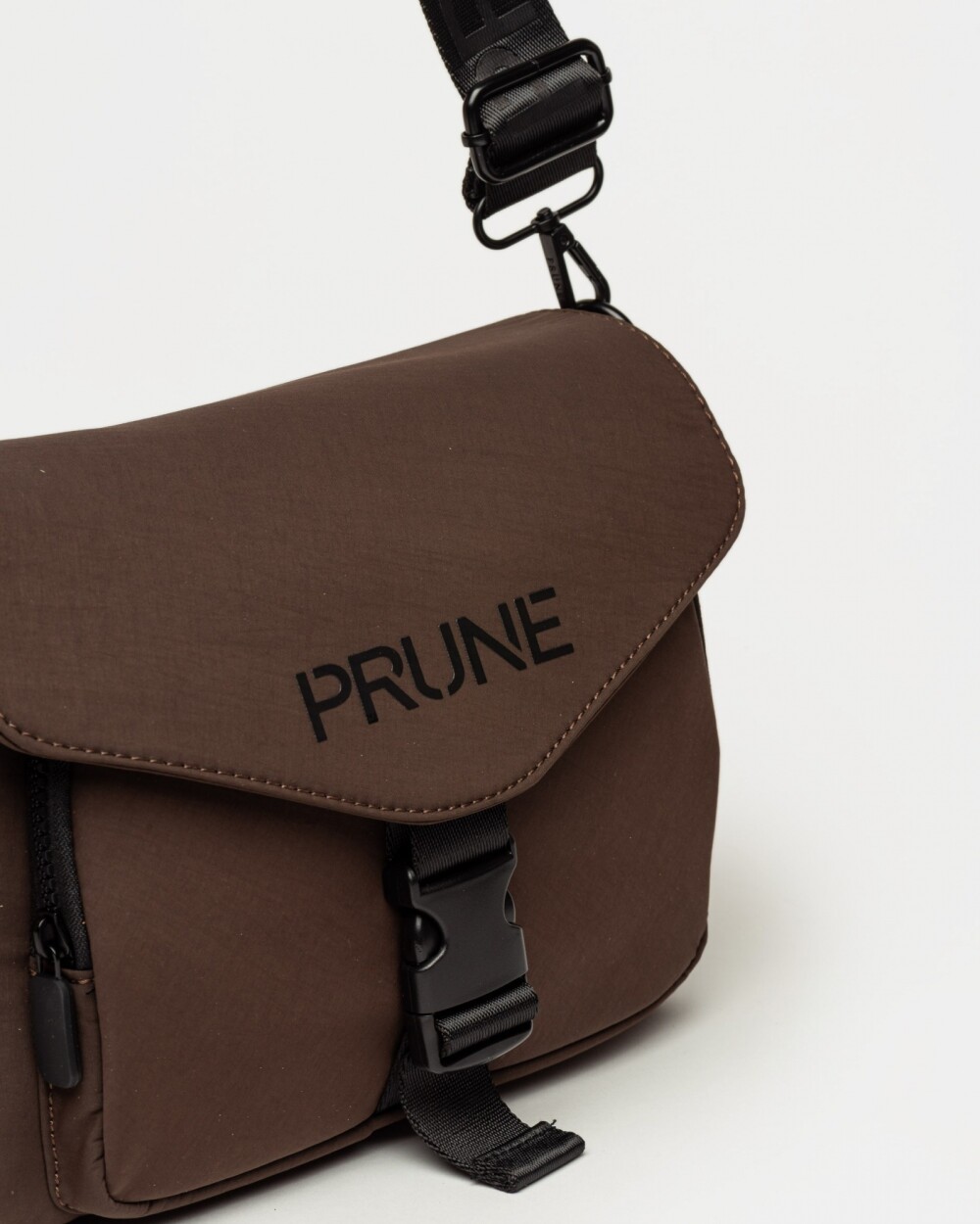 Bandolera Flight en nylon Marron