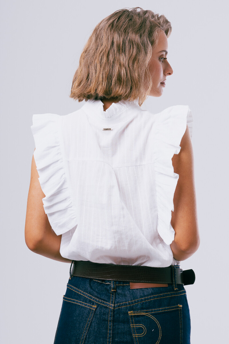 Maili White