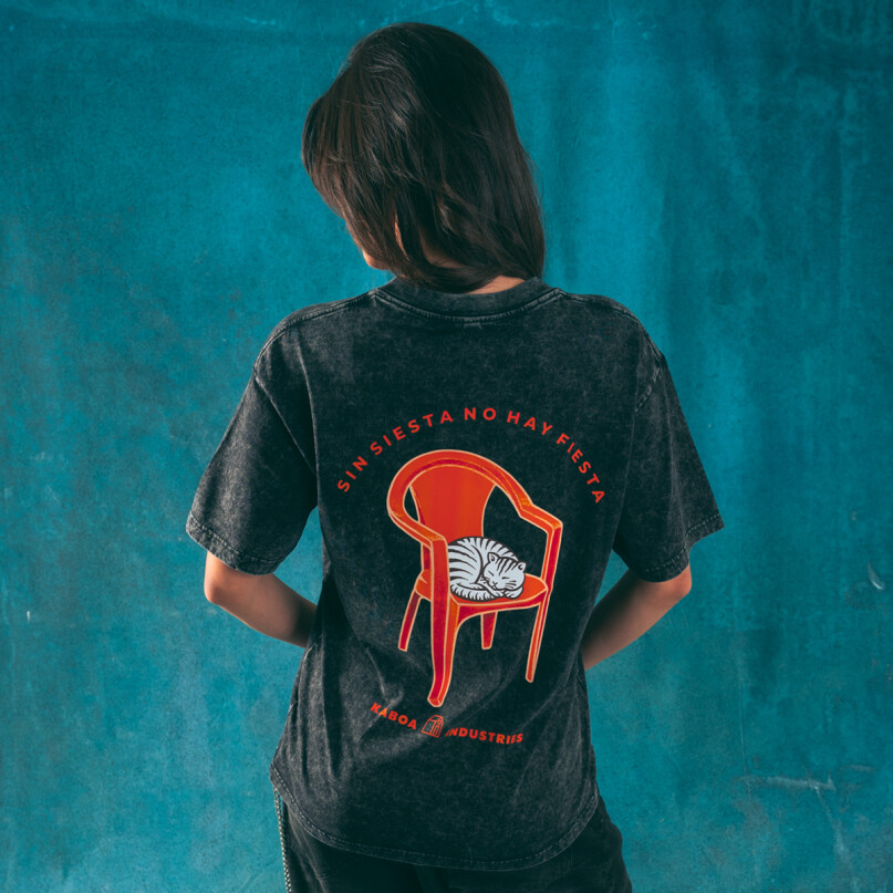 REMERA OVERSIZE - SIN SIESTA NO HAY FIESTA REMERA OVERSIZE - SIN SIESTA NO HAY FIESTA