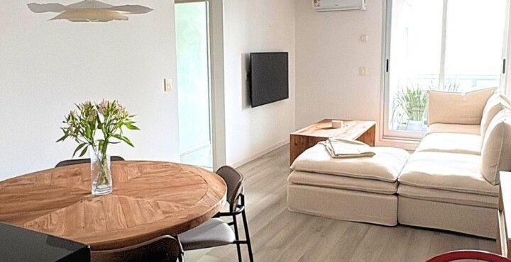 Diseño inteligente para un living comedor integrado