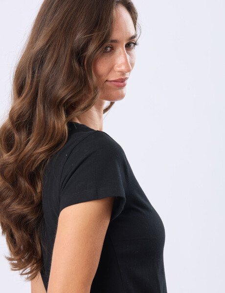 REMERA BÁSICA DE ALGODÓN Negro