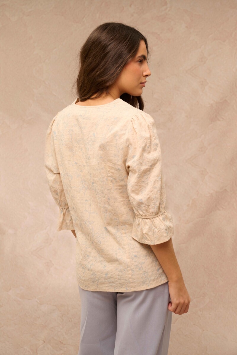 BLUSA ALISA ESTAMPADO FLORES CELESTE BLUSA ALISA ESTAMPADO FLORES CELESTE