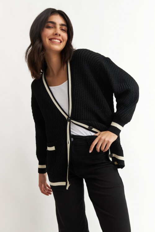 Cardigan con detalles en contraste NEGRO