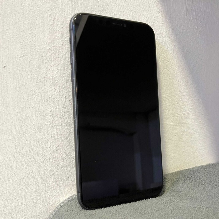 iPhone 11 128GB Black iPhone 11 128GB Black