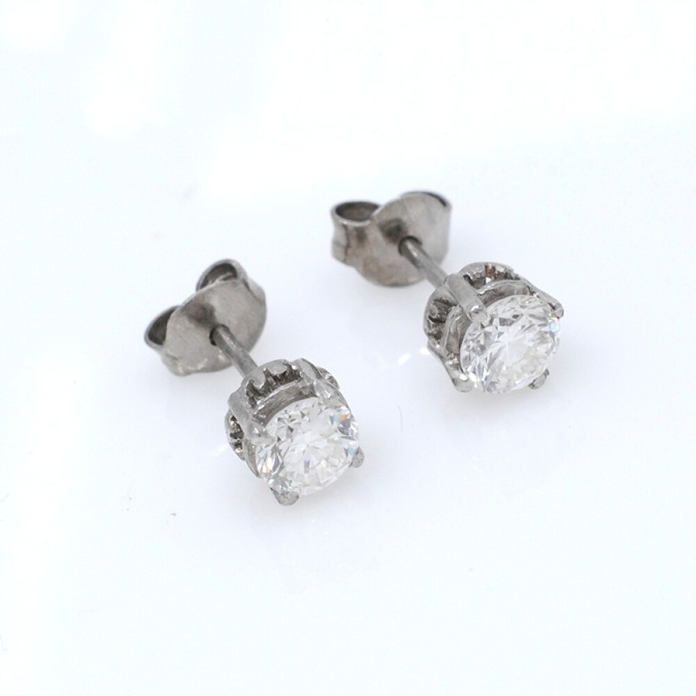 Caravanas antiguas en oro 18k blanco y brillantes Caravanas antiguas en oro 18k blanco y brillantes
