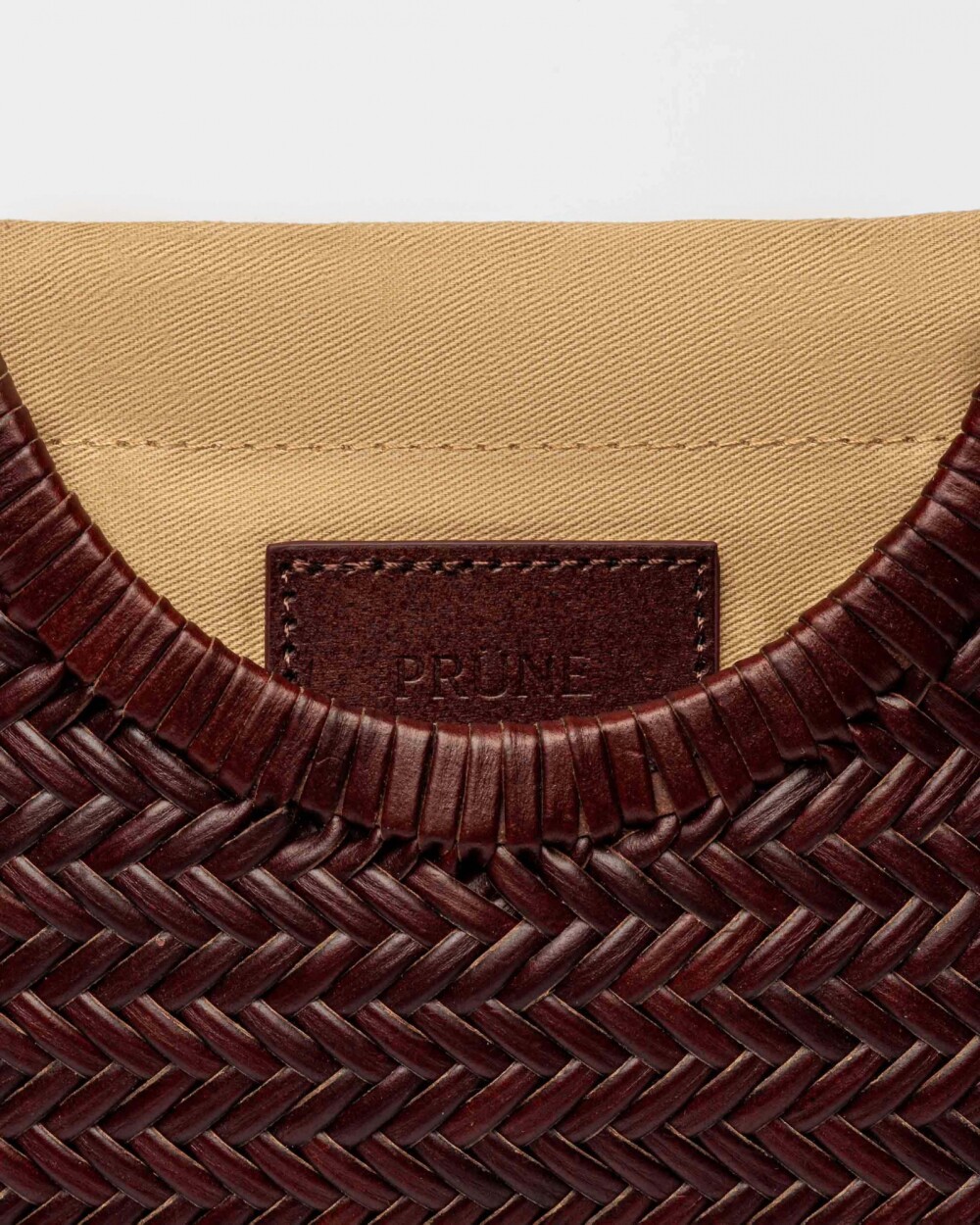 Bolso Ipanema en cuero curtido natural Chocolate