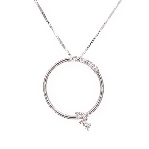 Colgante círculo en oro blanco 18k y brillantes - Incluye cadena Colgante círculo en oro blanco 18k y brillantes - Incluye cadena