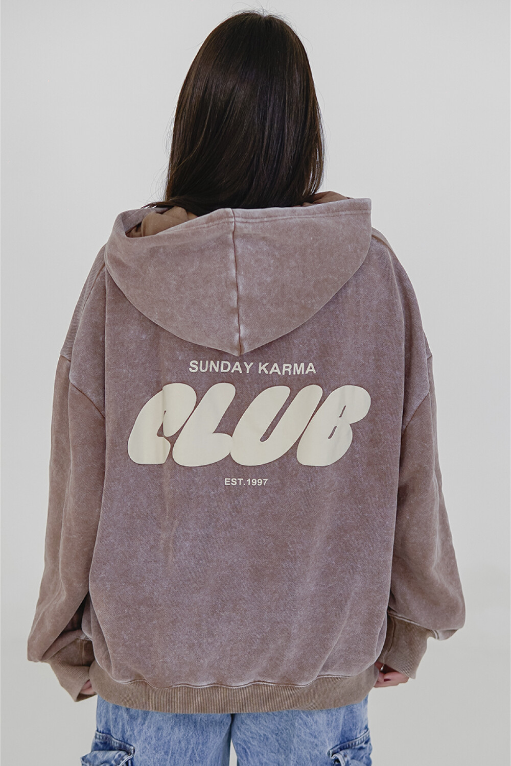 Canguro Pulau Club Marrón